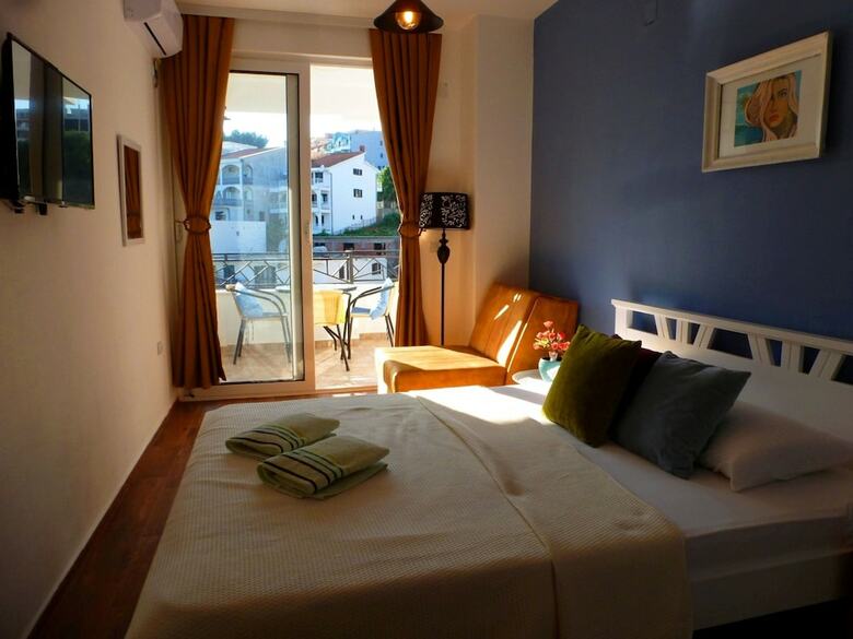 Apartments Lungo Mare