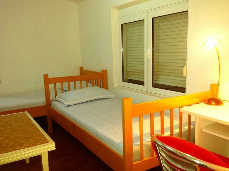 Hostal Hoxha Rooms
