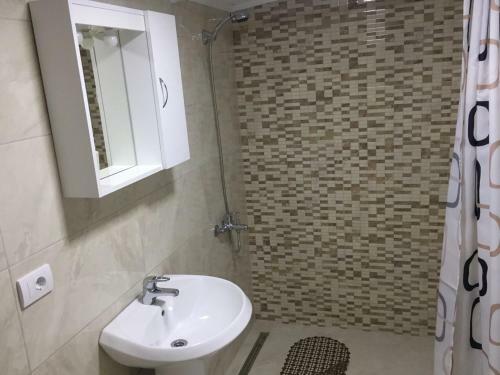 Idealhouse Apartments