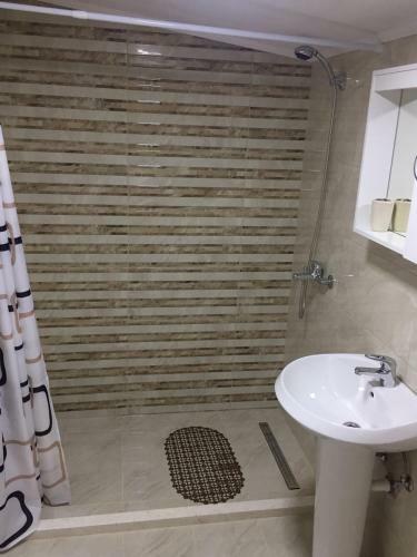Idealhouse Apartments