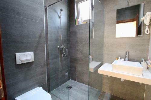 Hostal Apartments Komina