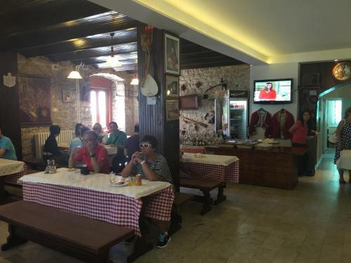 Bed & Breakfast Bnb Njeguska Sijela