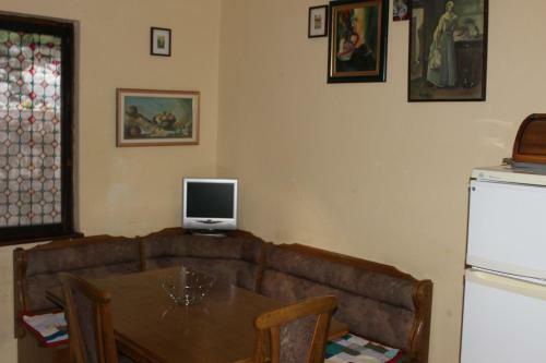 Apartments Mijuskovic