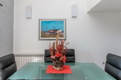 Balcony View Apartment
