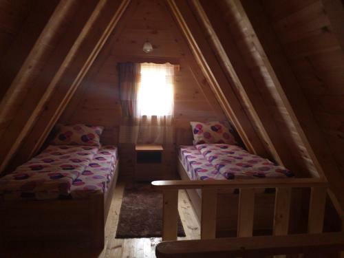 Hostal Verica Rooms & Apartment