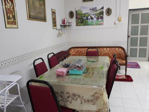 Tsa Jitra Homestay