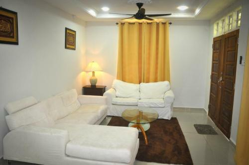 Kak Nor Villa