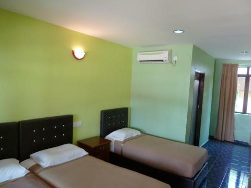 Hostal Cempaka Beach Resort