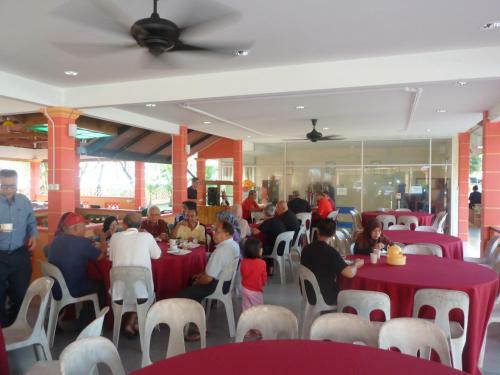 Hostal Cempaka Beach Resort