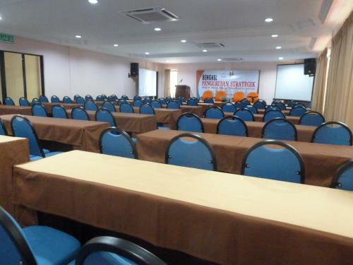 Hostal Cempaka Beach Resort