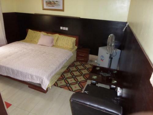 Hotel West Gate Gold Suites