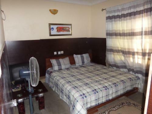 Hotel West Gate Gold Suites