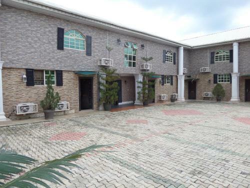 Hotel West Gate Gold Suites