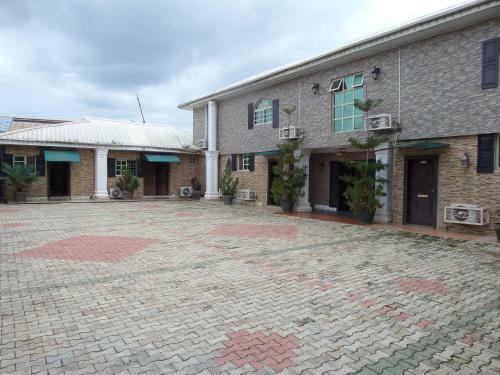 Hotel West Gate Gold Suites