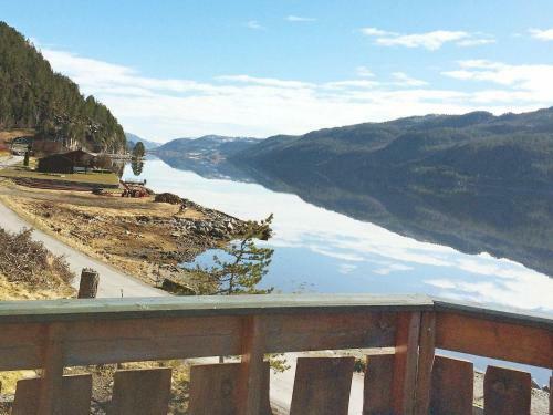 Two-bedroom Holiday Home In Lyngdal 2