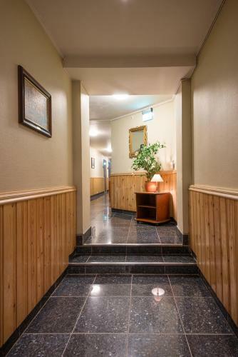 Tino's Hotel