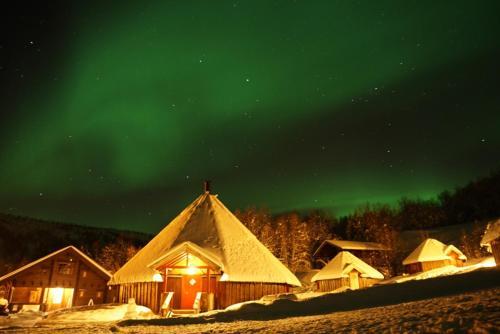 Lodge Vestvatn - Arctic Cabins