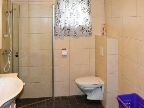 Three-bedroom Holiday Home In Blaks�ter