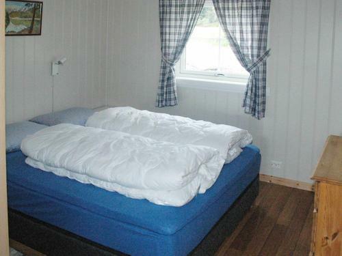Three-bedroom Holiday Home In Blaks�ter