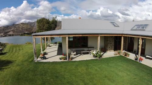 Bed & Breakfast Cromwell Lakeside B N B