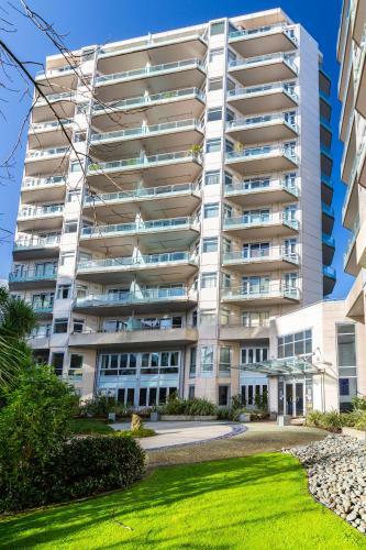 Luxury Apartment Hobson Gardens