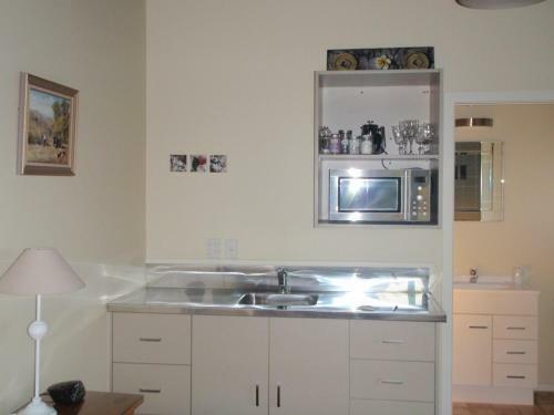 Nga Puriri Bed And Breakfast