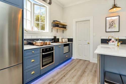 Deloraine Stone Cottage