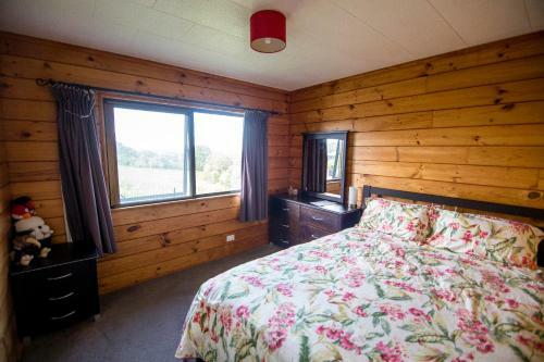 Waiuku Serene Farm & Home