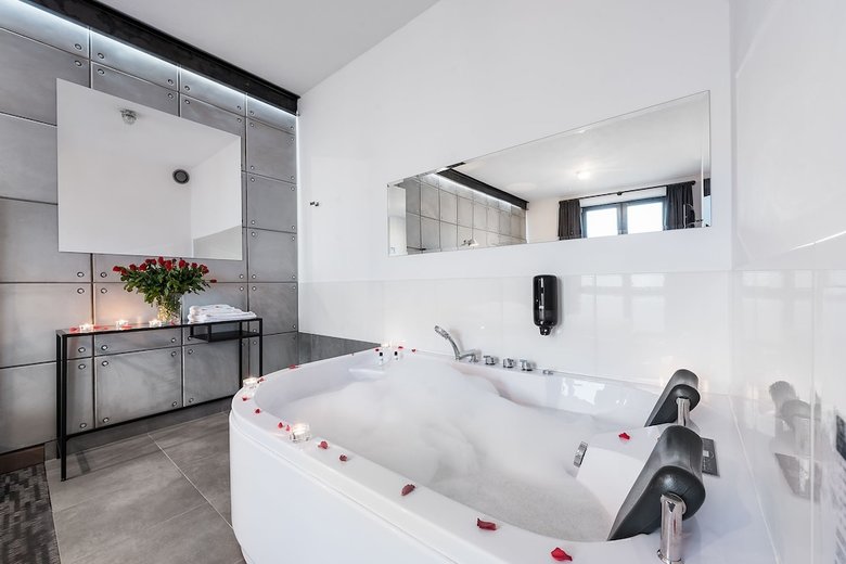 Artis Loft Hotel
