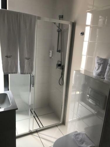 Hostal Axel Boutique