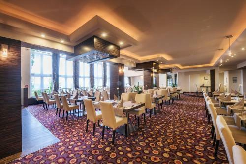 Malinowy Dw�r Hotel Medical Spa