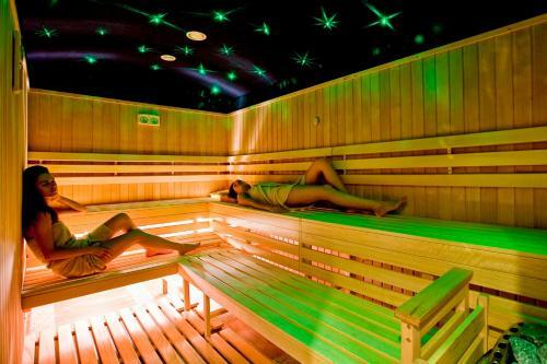 Malinowy Dw�r Hotel Medical Spa