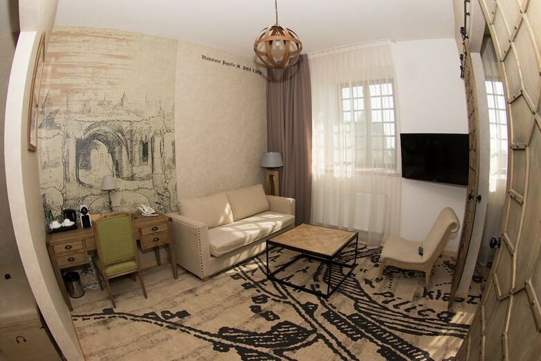 Best Western Plus Hotel Podklasztorze
