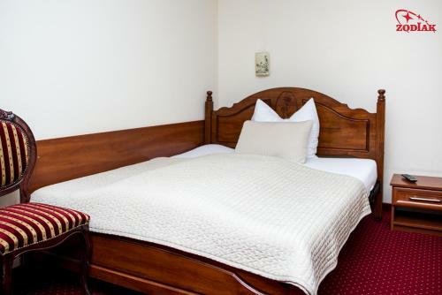Hotel Zodiak