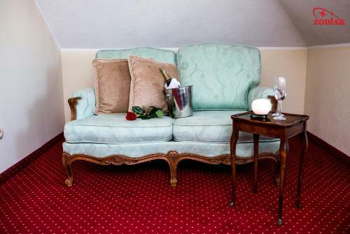 Hotel Zodiak