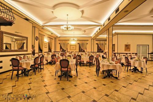 Hotel Zodiak