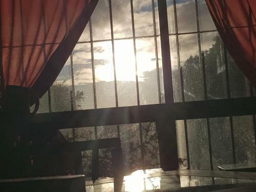 M�danos Hotel