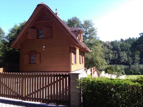 Lodge Dom Jeziorna