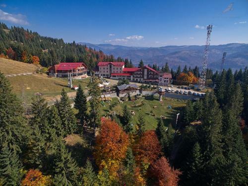 Hotel Complex Turistic Alpina Blazna Sant