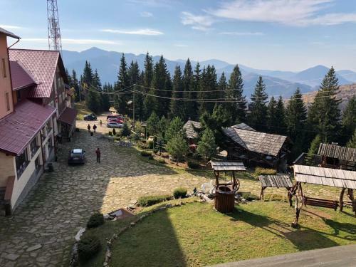 Hotel Complex Turistic Alpina Blazna Sant