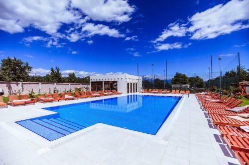 Hostal Pensiunea Luminita