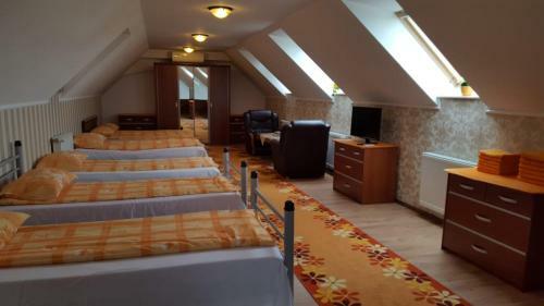 Hostal Cazare La Troita