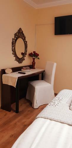 Hostal Cazare La Troita