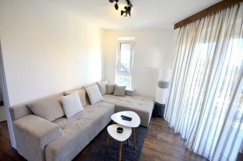 Clean&cozy Apartmani Divcibare