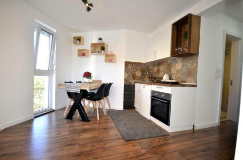 Clean&cozy Apartmani Divcibare
