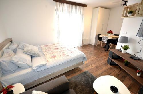 Clean&cozy Apartmani Divcibare
