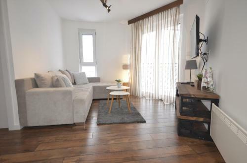 Clean&cozy Apartmani Divcibare