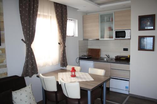 Apartment G6