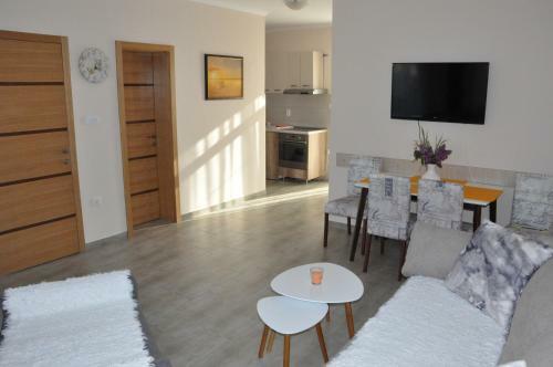 Aria Apartments