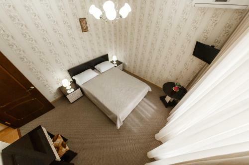 Hostal Chelsi Hotel